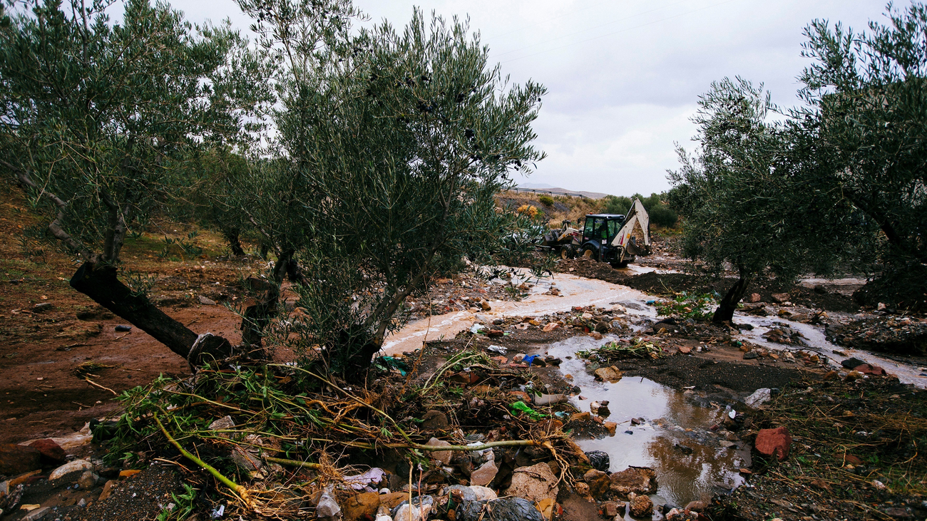 El temporal mantiene en alerta a 20 provincias por intensas lluvias y fuerte viento