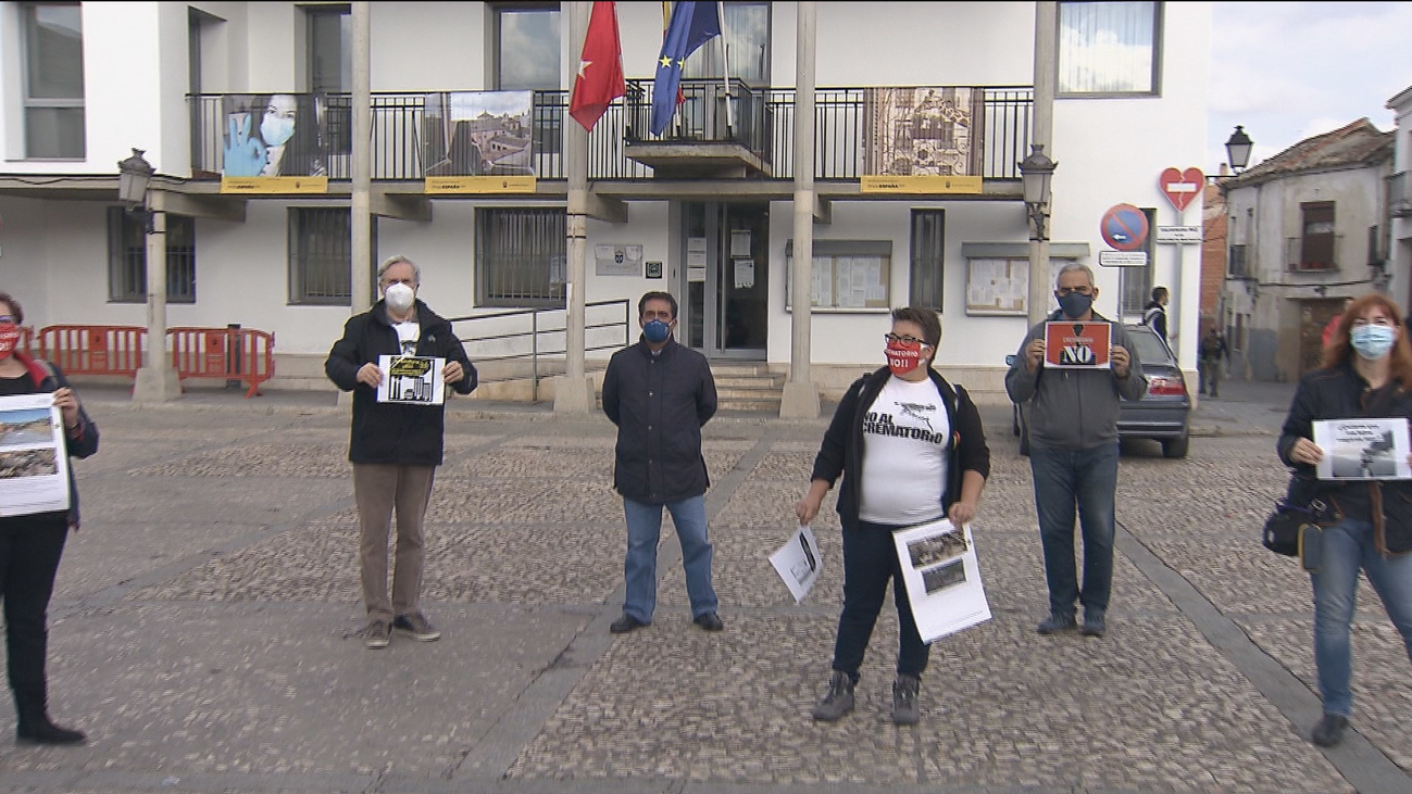 Protestan  contra la construcción de un crematorio junto al centro de Valdemoro
