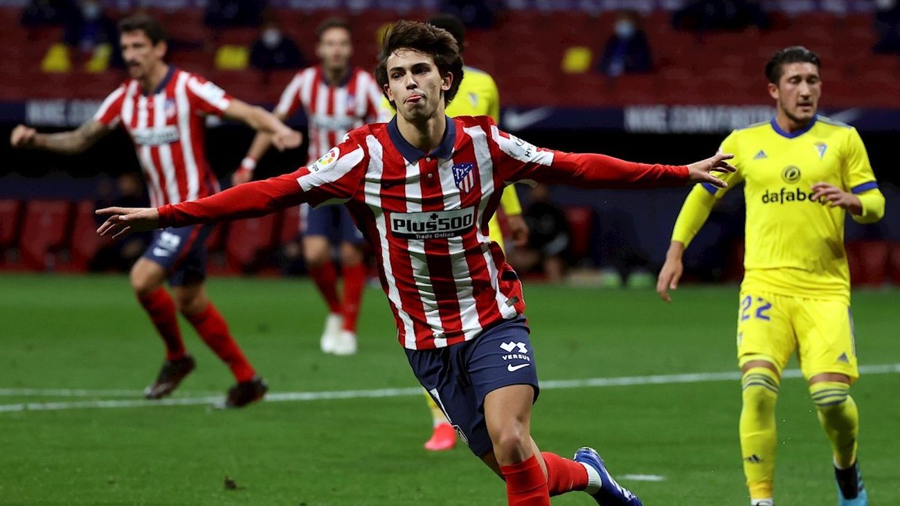 4-0. El Atlético derrumba al Cádiz con un doblete de Joao Felix