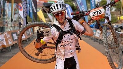 Juanfran Fernández finaliza la Titan Desert tras superar una leucemia