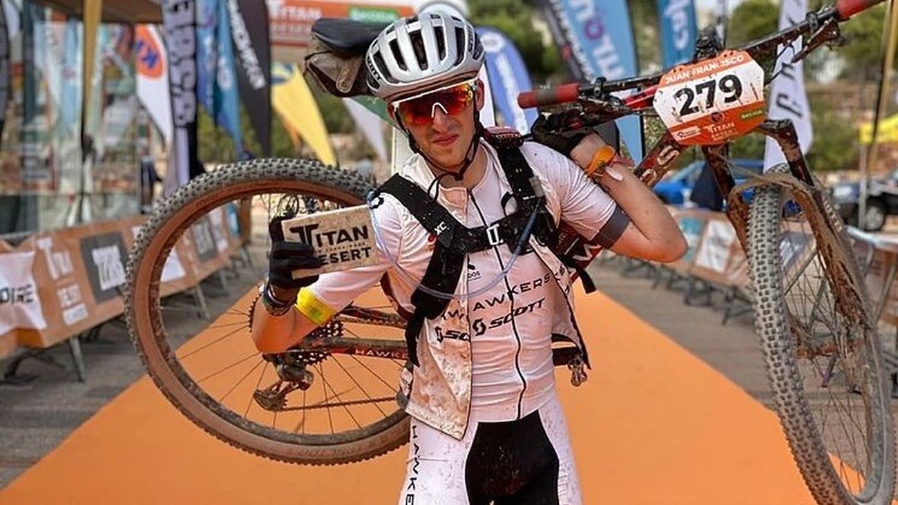 Juanfran Fernández finaliza la Titan Desert tras superar una leucemia