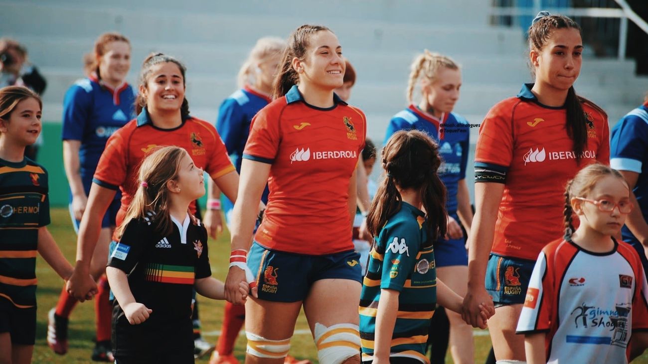 #YoSeréLeona, una campaña para la participación de las niñas en el rugby
