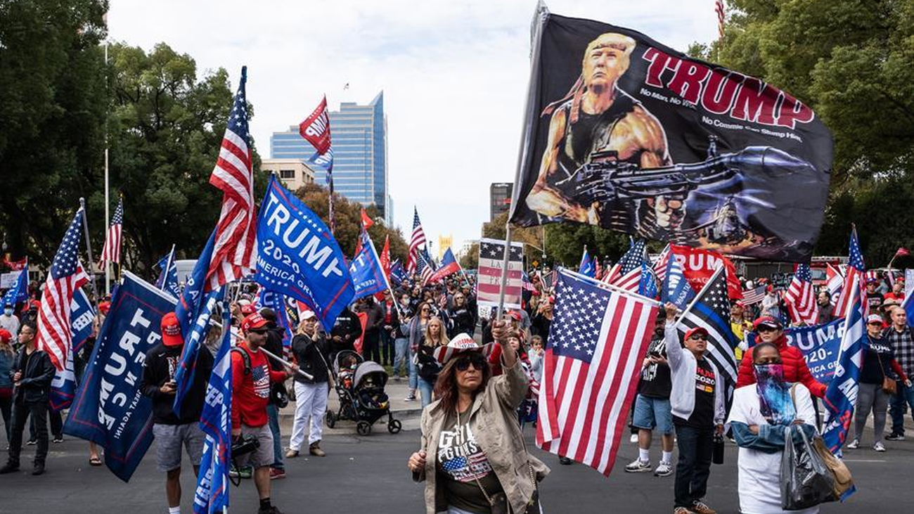 Trump sigue denunciando fraude electoral y habla de 2.000 informes de incidencias