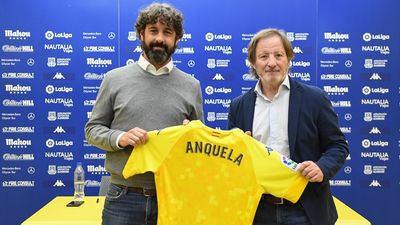 Anquela renueva una temporada con el Alcorcón