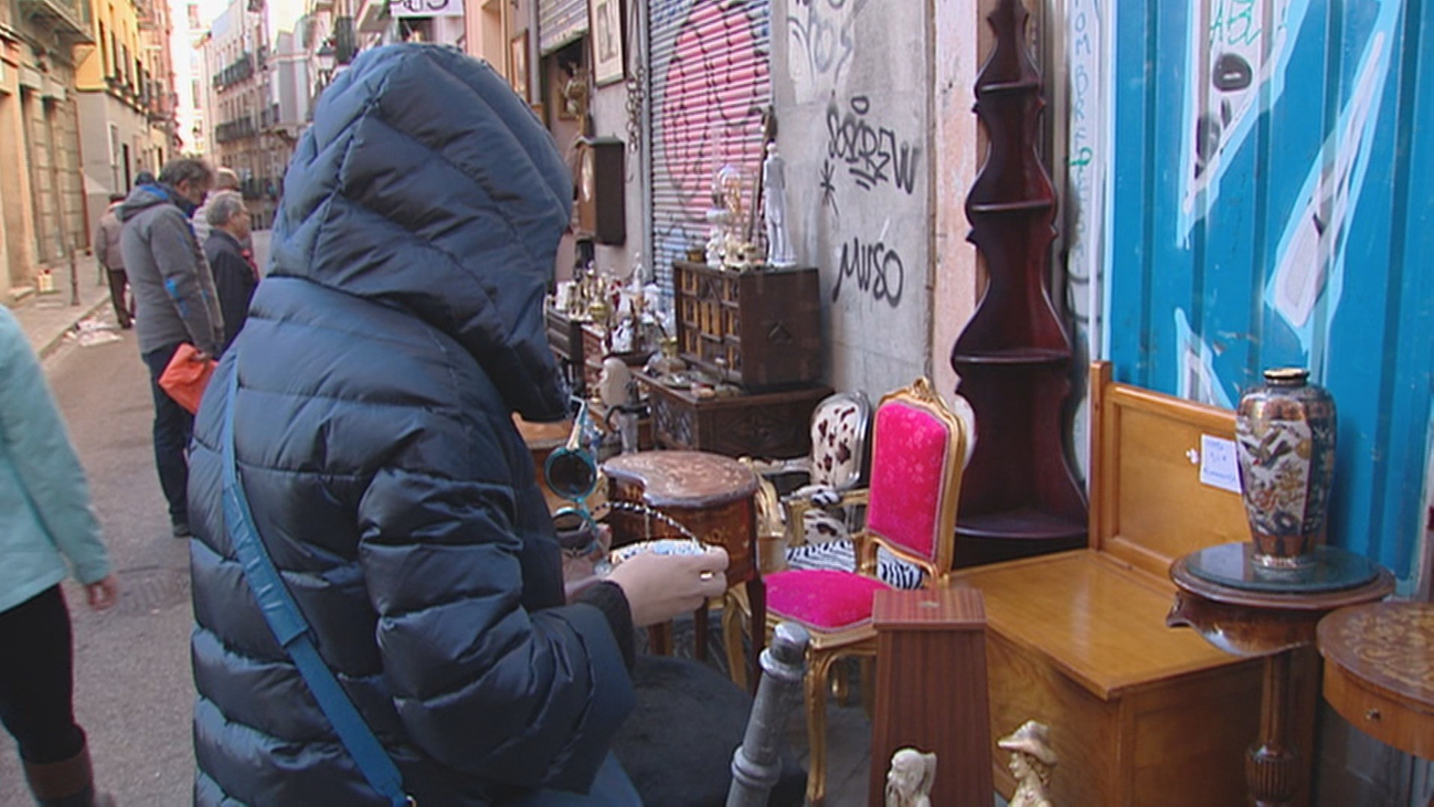 Ayuntamiento y vendedores buscan "cerrar flecos" para abrir el Rastro