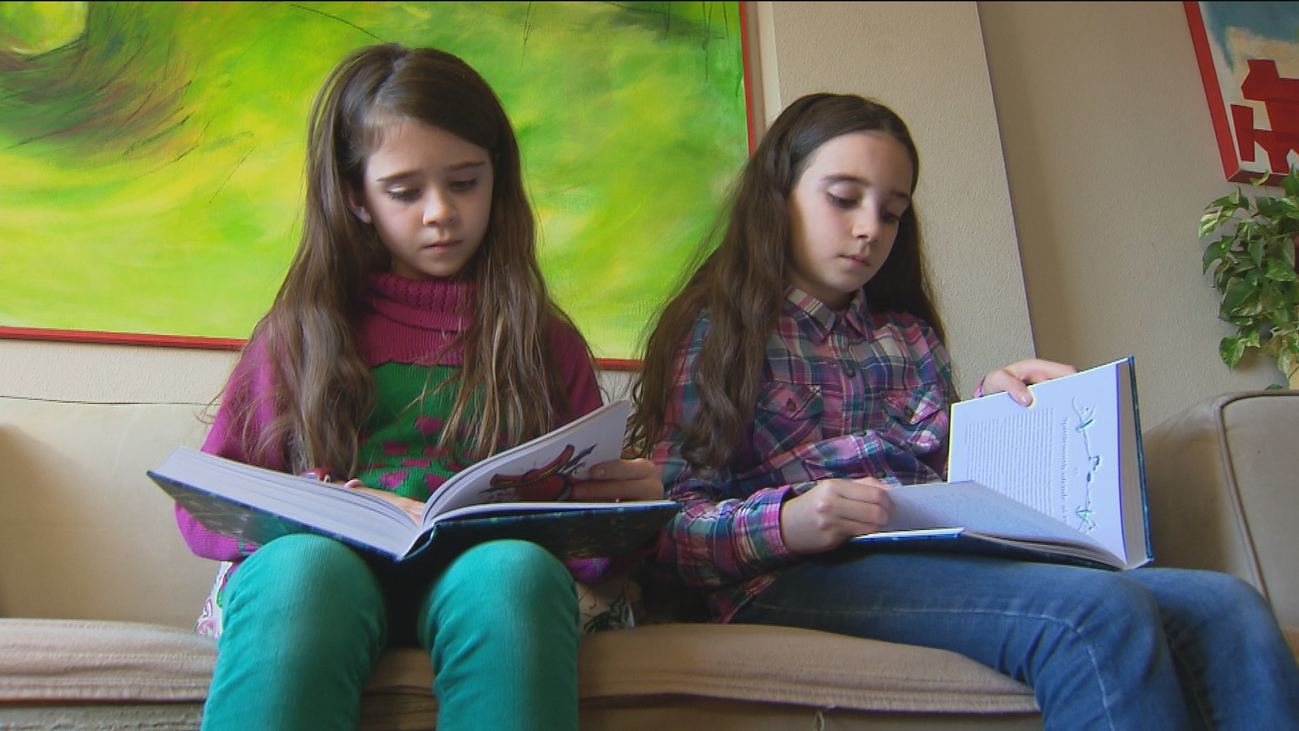 Dos niñas de Rivas cuelan sus dibujos en 'El Ickabog', el cuento de hadas de J.K. Rowling