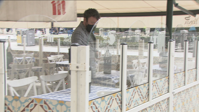 Las terrazas de Madrid ya pueden instalar mamparas para proteger a los clientes del frío y la lluvia