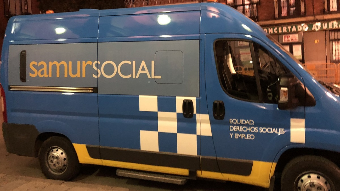 El Samur Social ayuda a la mujer víctima de violencia de género desahuciada de su casa en Tetuán