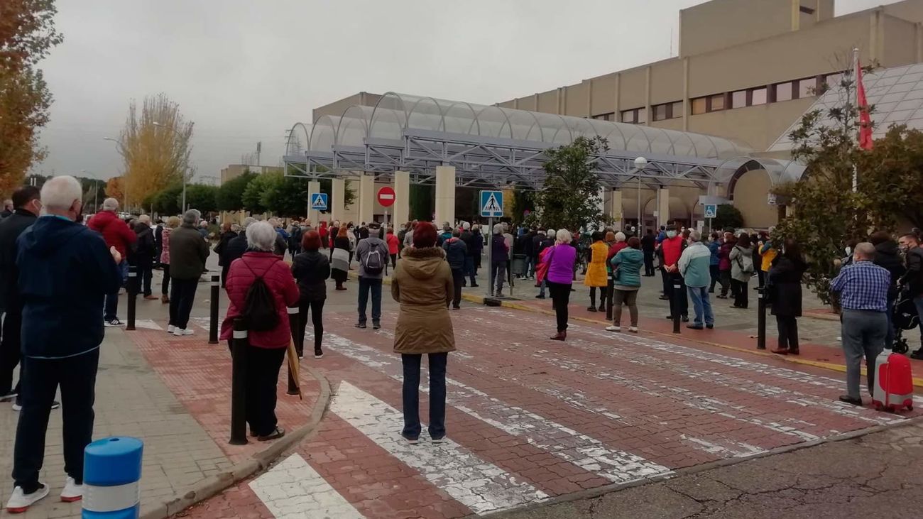Concentración en Getafe contra el traslado de personal al Hospital de emergencias Isabel Zendal