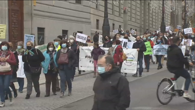 Las asociaciones vecinales piden más medios para la sanidad pública