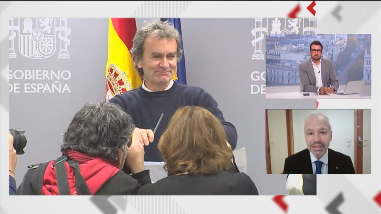 El  presidente del Colegio de Médicos de Madrid califica a Fernando Simón de "desafortunado"