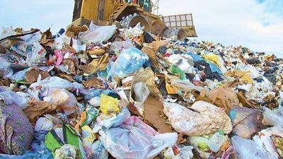 Recogen firmas contra la ampliación del vertedero de Pinto