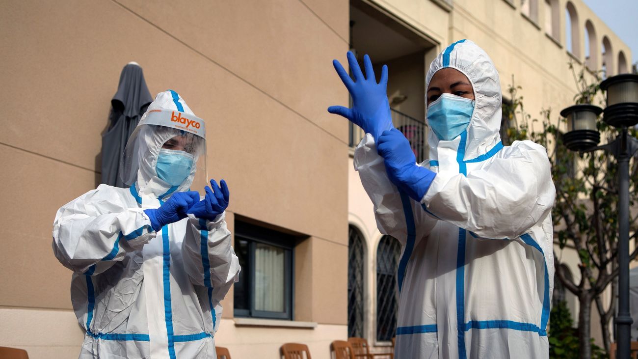 Madrid renovará hasta el 30 de junio de 2021 a los 11.000 sanitarios contratados para el coronavirus