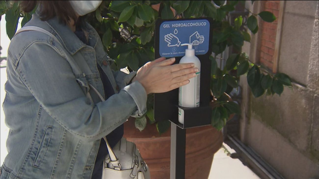 Solo los geles con un 60% de alcohol son eficaces contra el Covid