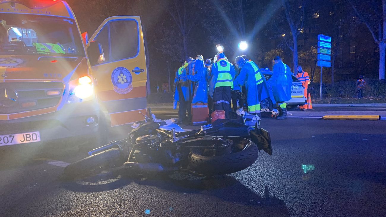 Una mujer herida muy grave al ser atropellada por una moto junto a La Vaguada