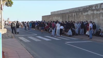Más de 2.300 migrantes continúan en el Muelle de Arguineguín (Gran Canaria)