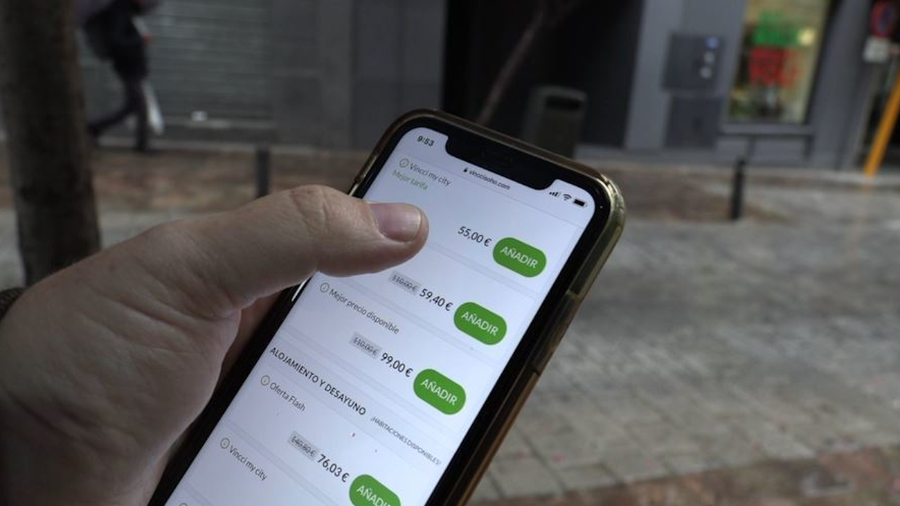 Los hoteles madrileños lanzan ofertas 'de pandemia' para captar clientes