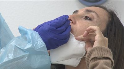 Sanidad notifica 15.156 nuevos casos por Covid con 328 muertes más