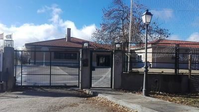 Un colegio de Mataelpino, en El Boalo, el primero de Madrid que cierra por coronavirus