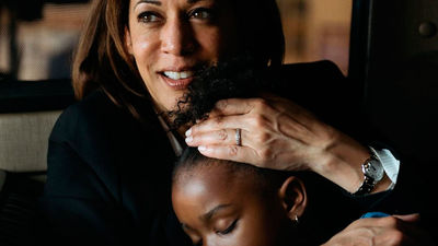 Eduardo Ezequiel, el fotógrafo zaragozano que trabaja con Kamala Harris