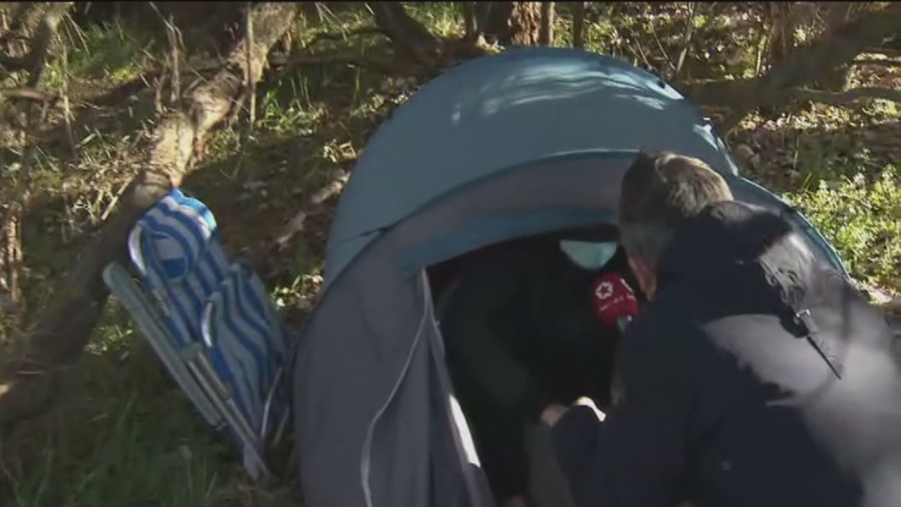 Abel vive en la ribera del Henares: “No tiro la toalla, saldré como pueda; si pierdes la esperanza, te entierran”
