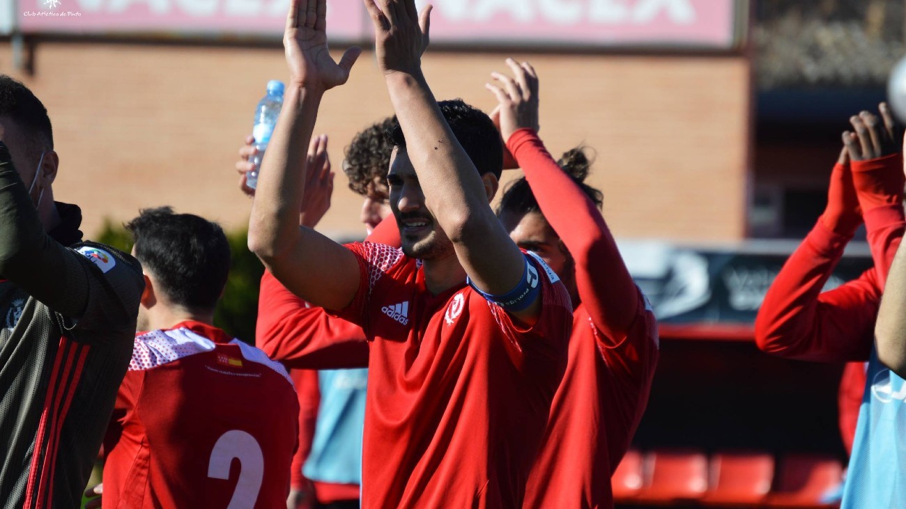 Iván González, capitán del At. Pinto: "Tras una semana muy difícil, nos merecíamos el triunfo"