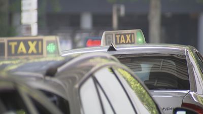 25 euros por una jornada de más de 12 horas: los taxistas, al límite, piden ayuda