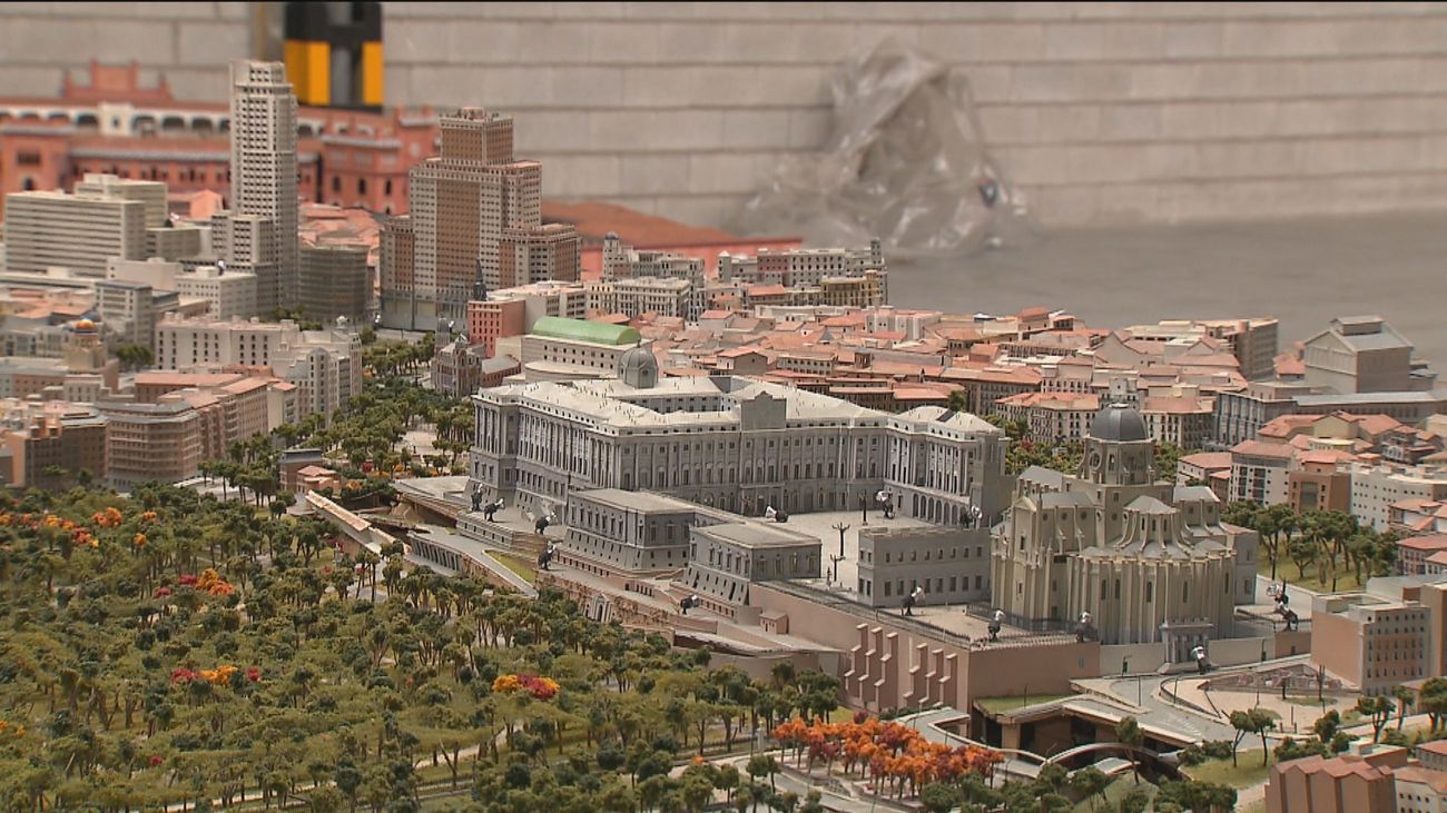 En busca de nueva ubicación para tres grandes maquetas 'olvidadas' de Madrid
