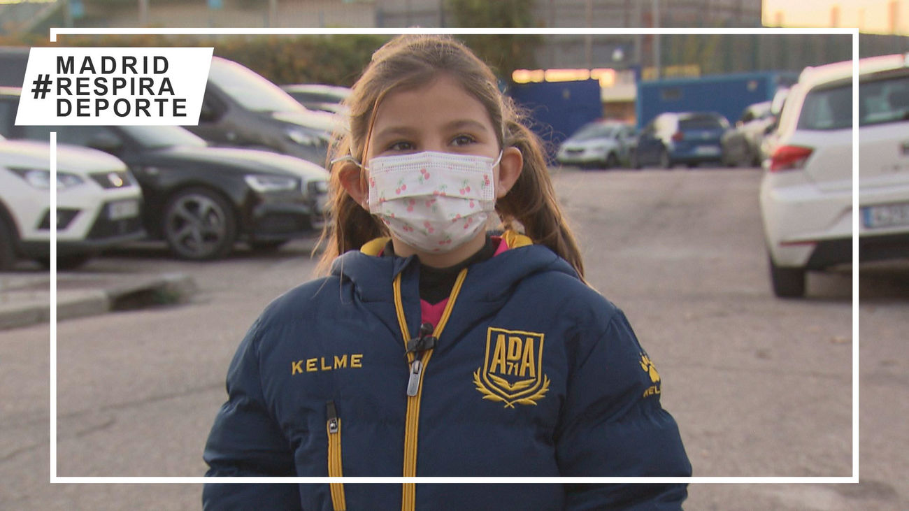 Paula, la animadora más fiel del Alcorcón