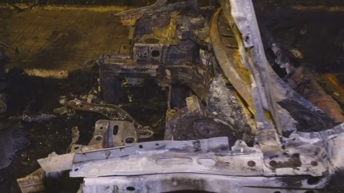 Vehículos quemados y destrozados en Algete