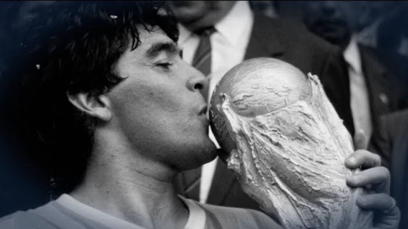 Maradona, adiós al mejor jugador de todos los tiempos