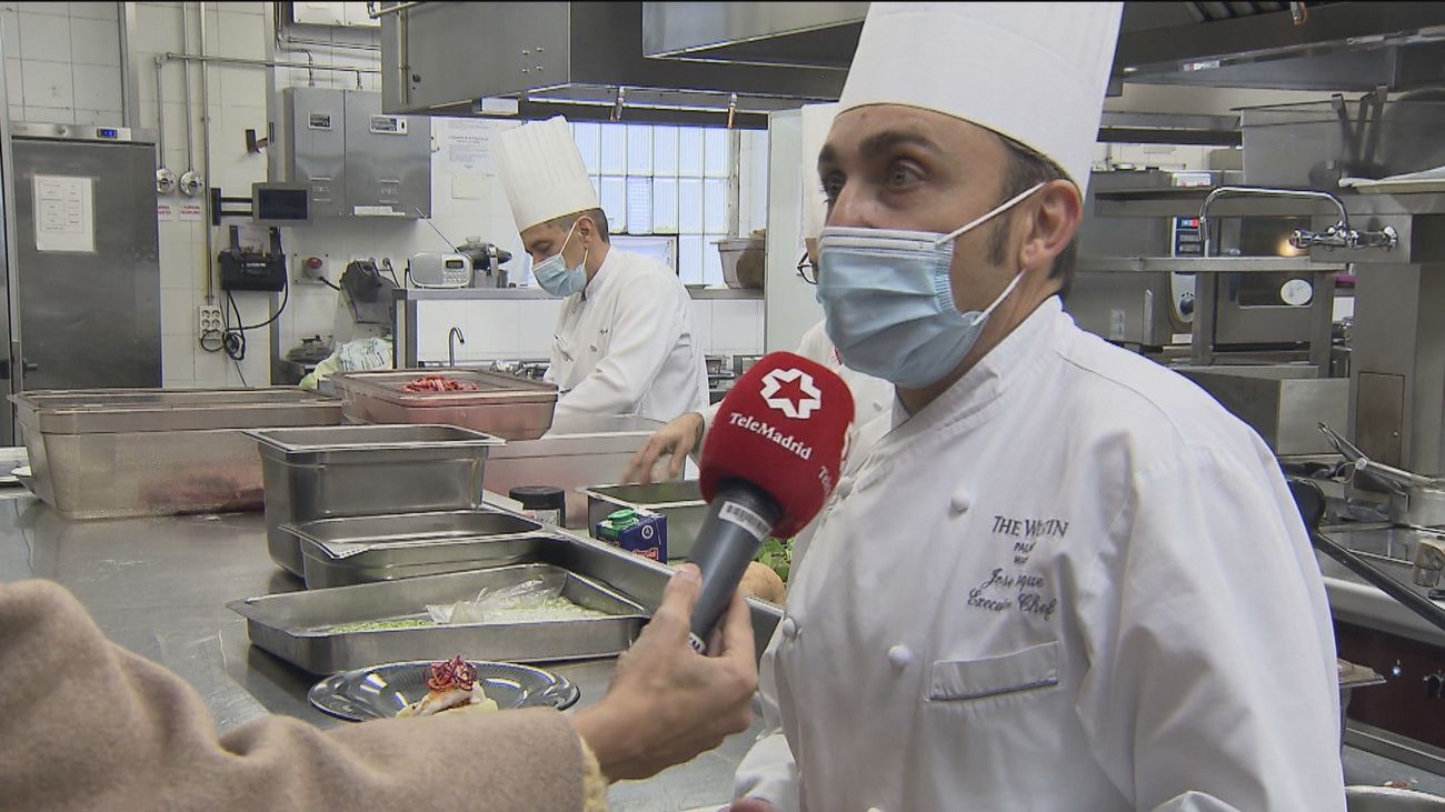 Los hoteles de lujo plantan cara al virus: el Palace celebrará la Nochevieja y el Ritz se prepara para su reapertura