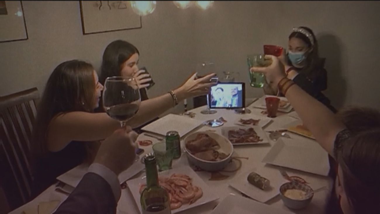 Reglas básicas para una cena de Navidad segura a pesar del coronavirus