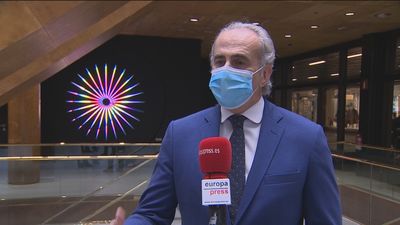 Escudero dice que los madrileños esperan un "pequeño plus" en Navidad tras el descenso de contagios