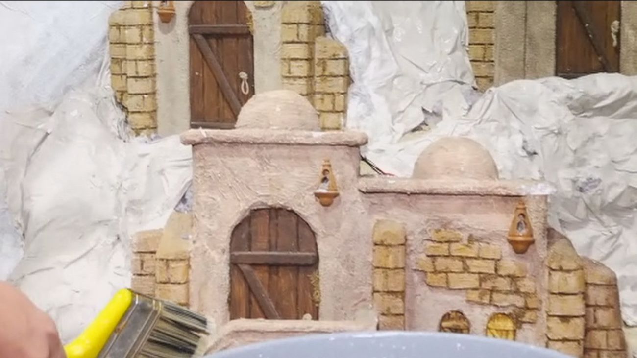 El Escorial ultima detalles para su belén navideño