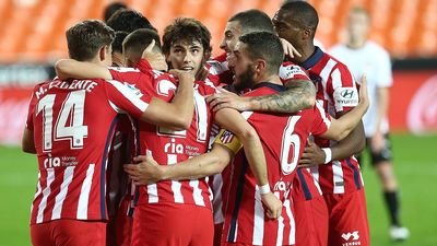 0-1. Un Atlético superior gana al Valencia con un gol en propia meta