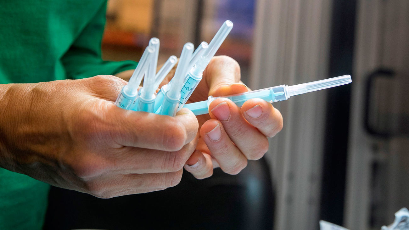 Europa elimina temporalmente el IVA para las vacunas y los test de la covid