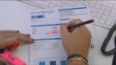 La factura de la luz se dispara en noviembre un 5,2%, el precio máximo en lo que va de año