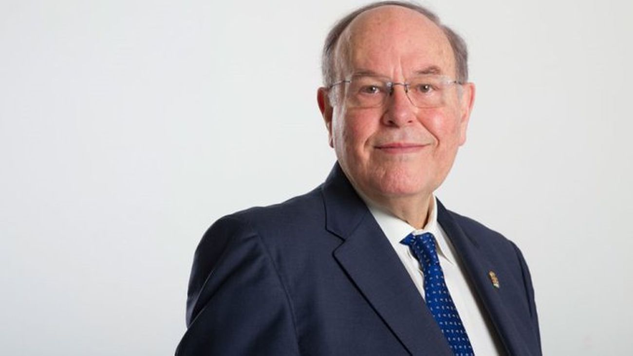 Cesar Nombela: "No habrá una vacuna sino varias que tendrán que coexistir"