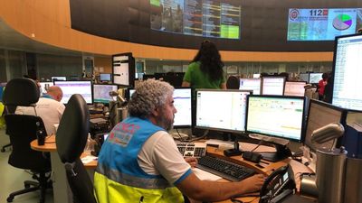 Herida grave una mujer tras chocar su moto contra un turismo en Chinchón