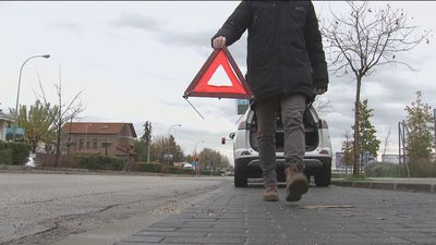 Las balizas luminosas sustituirán a los triángulos de emergencia de los vechículos