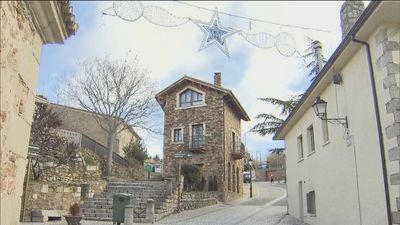 Los pueblos de la sierra norte triplican sus habitantes durante la pandemia