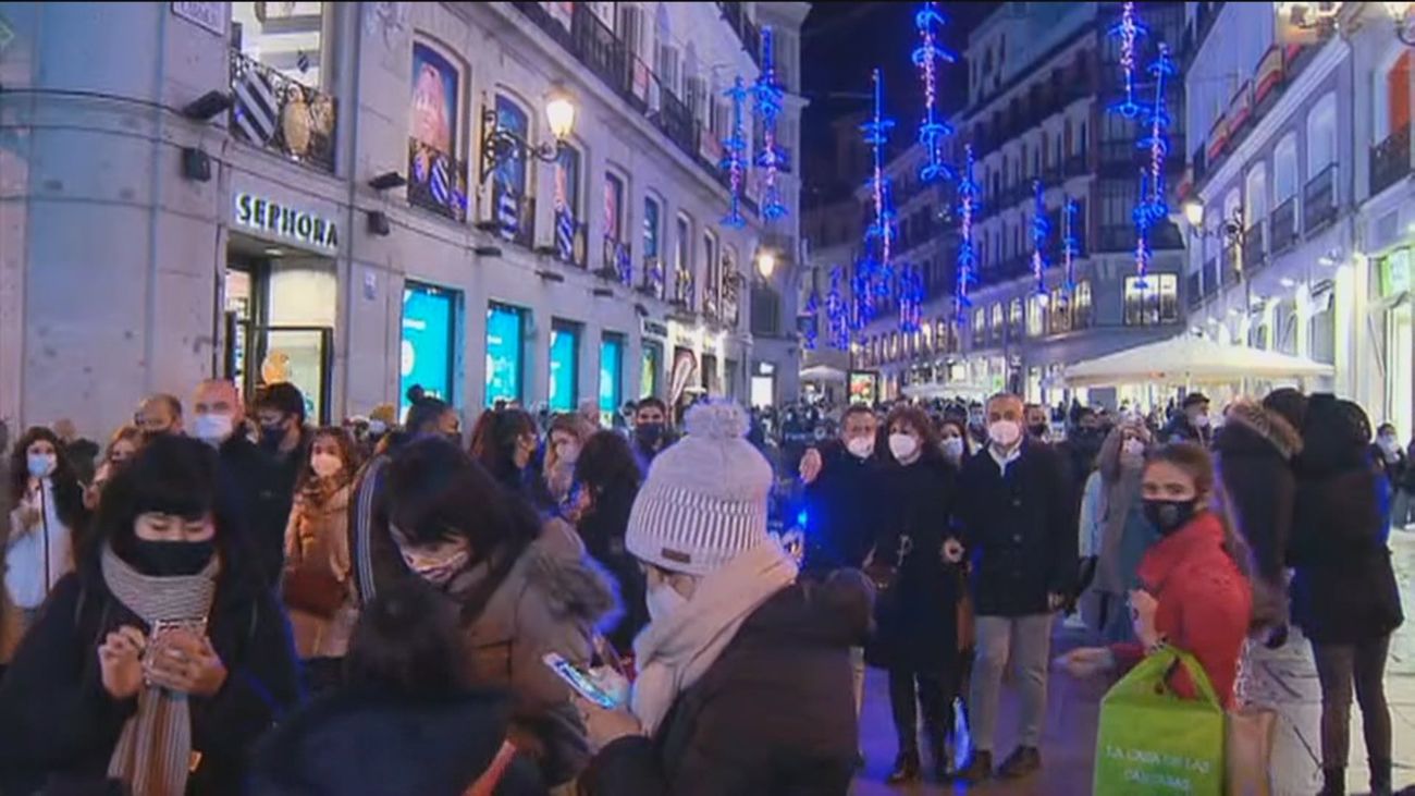 Acaba un puente con afluencia en el centro pero sin grandes aglomeraciones