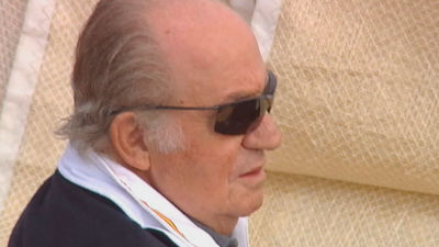 Al Gobierno no le consta que el rey Juan Carlos vaya a volver a España en navidad