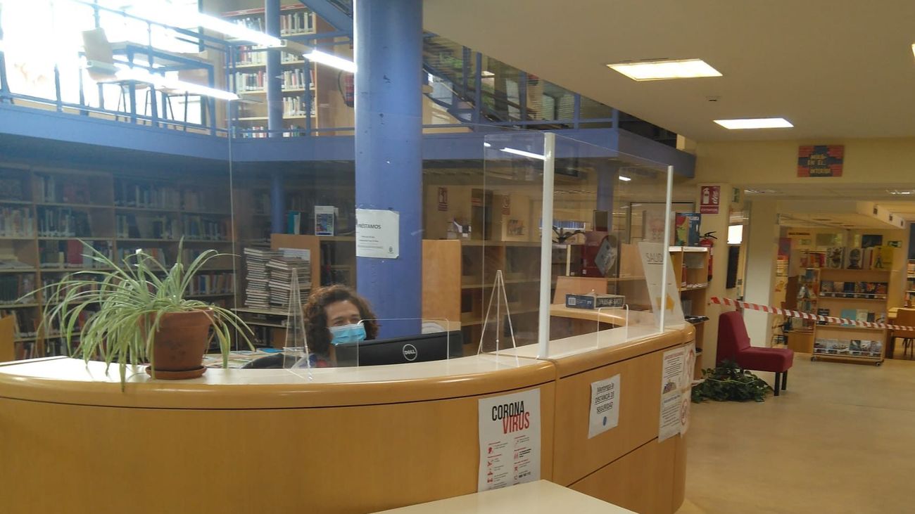 Mostrador de la Biblioteca Municipal de Alpedrete