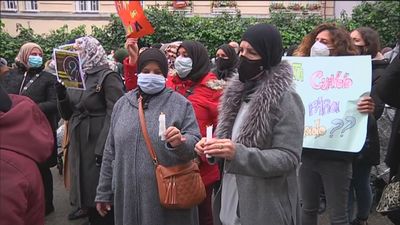 Nueva concentración de vecinos de la Cañada Real tras 3 meses de cortes de luz