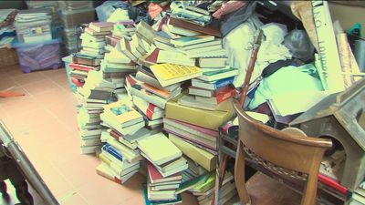 Desalojan una de las viviendas okupadas en Moralzarzal