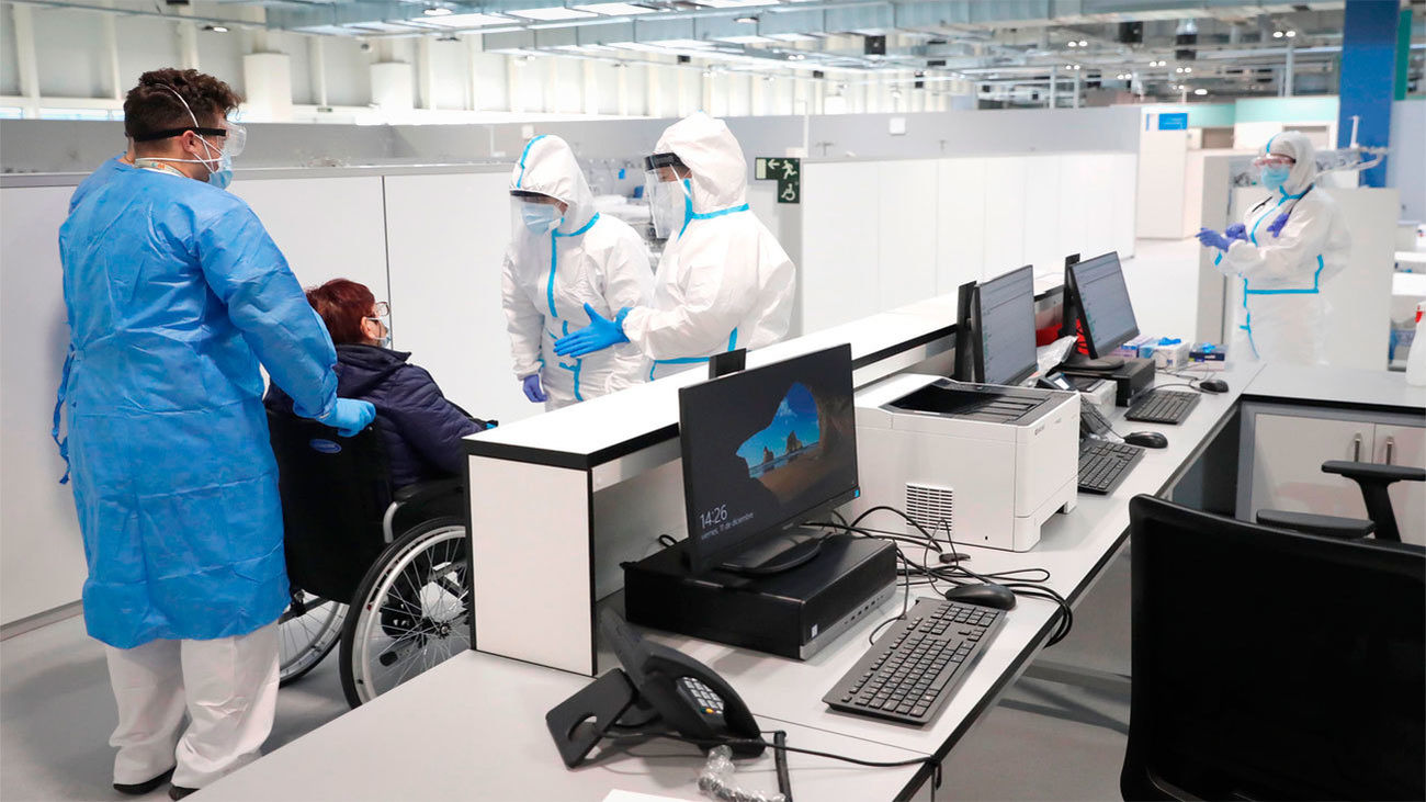 El Hospital Isabel Zendal recibe a sus primeros pacientes procedentes de otros centros