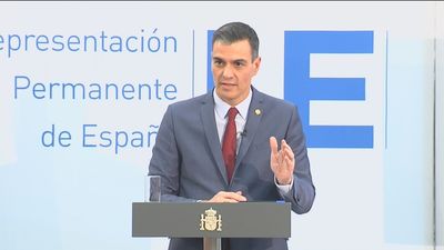 Sánchez corrige a Ayuso y dice que Juan Carlos I "tiene los mismos derechos y obligaciones" que el resto de ciudadanos