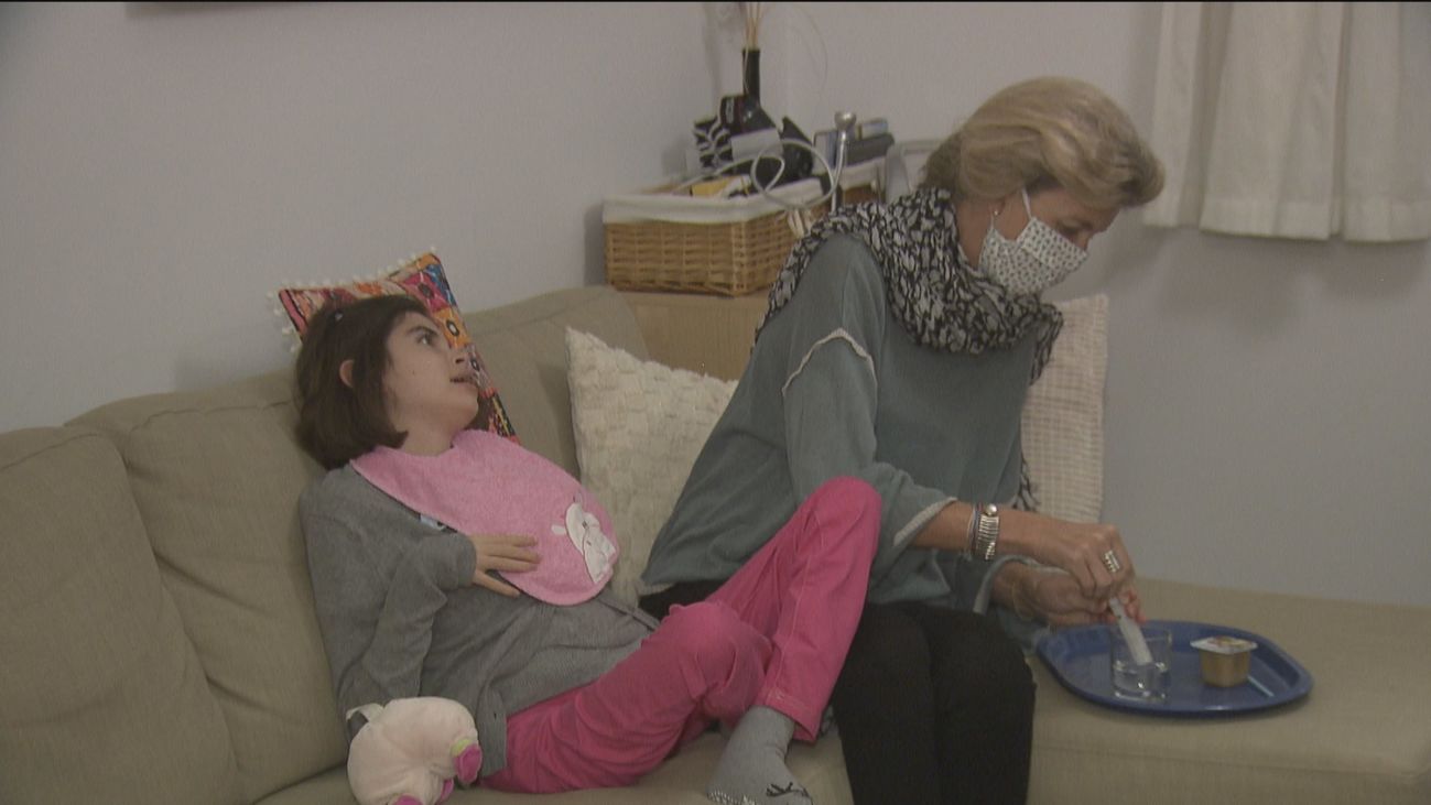 Ayuda social más allá de los 18 años, la petición de los padres y madres de niños dependientes para poder conciliar